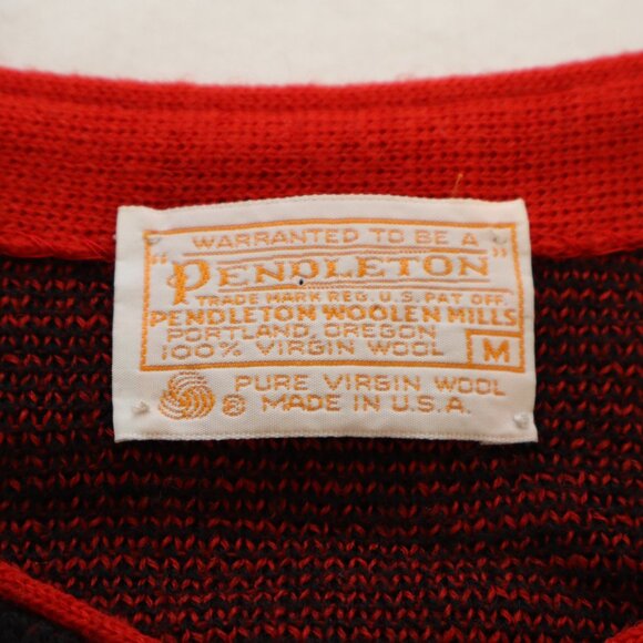 Pendleton Vintage Women's 100% Wool Cardigan Red Black Scroll Design Size Med - Picture 3 of 9